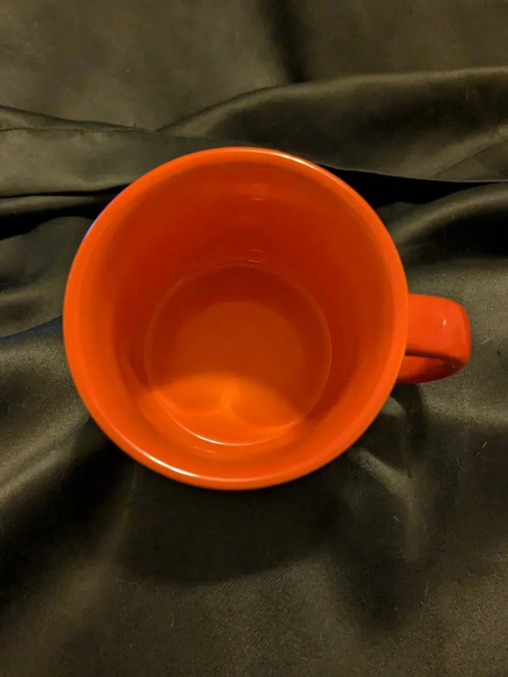 Hallmark Channel authentic mug approx. 13 oz. NWOT - Picture 4 of 5